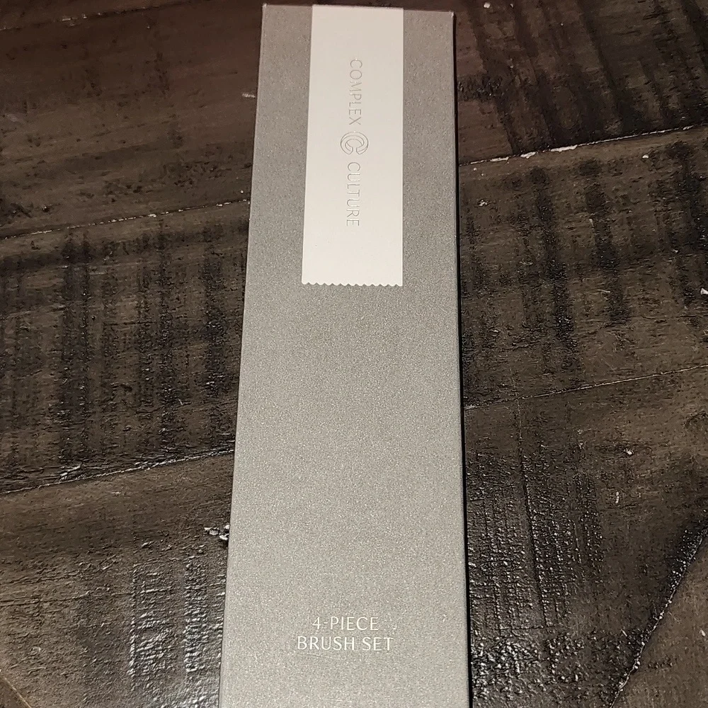 Complex Culture 4 Piece Eyeshadow Brush Set